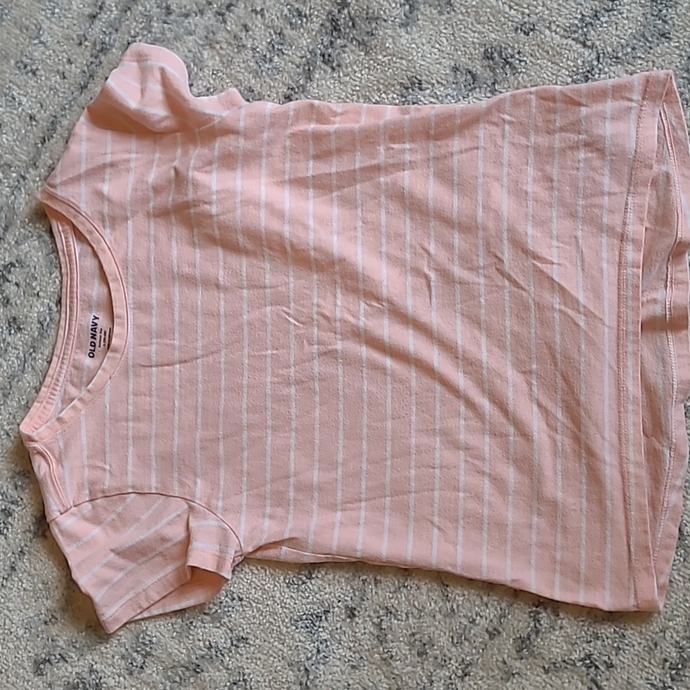 Girl's Old Navy Softest Tee size Large
